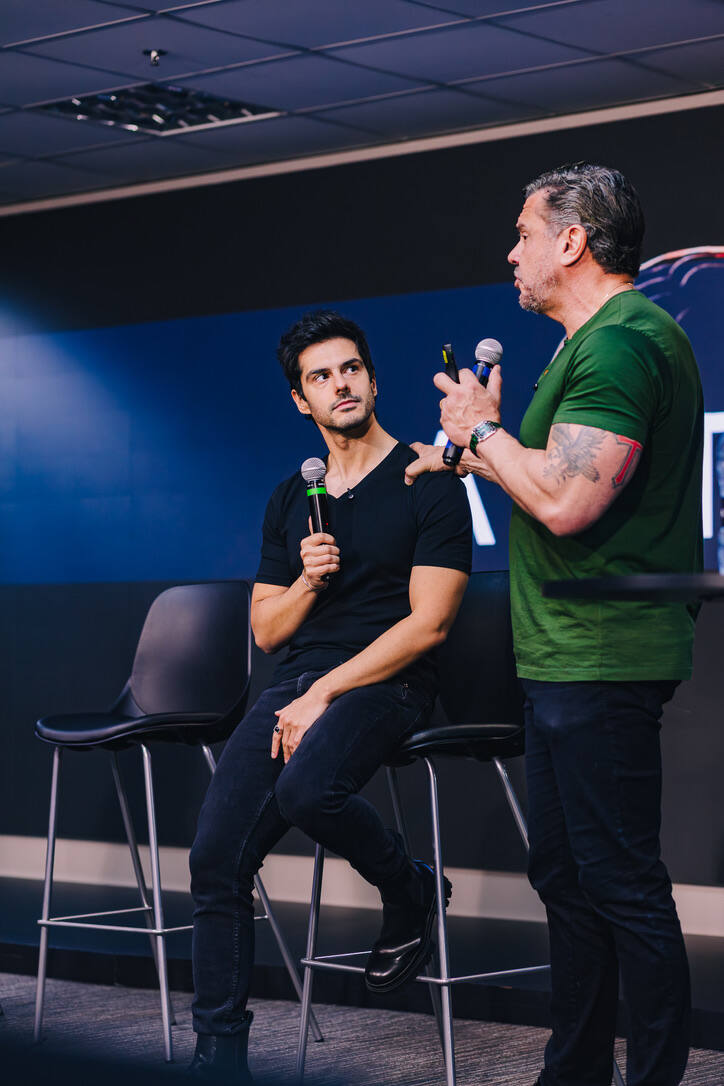 Marco Lafico durante uma sessão no palco